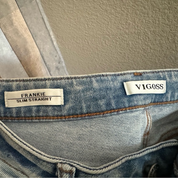 Pick three jeans for $20!! Vigoss brand jeans. Light denim color. Size 28. - Picture 4 of 4
